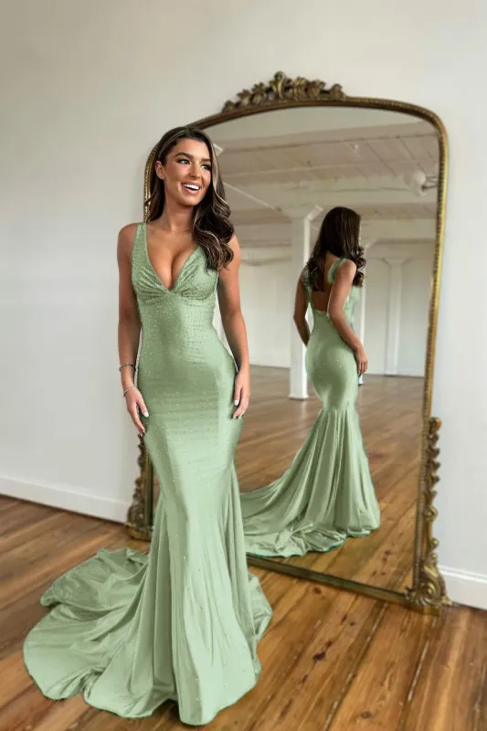 Green Prom Dress with Wide Shoulder V Neck Long Mermaid with Bead Embellishments