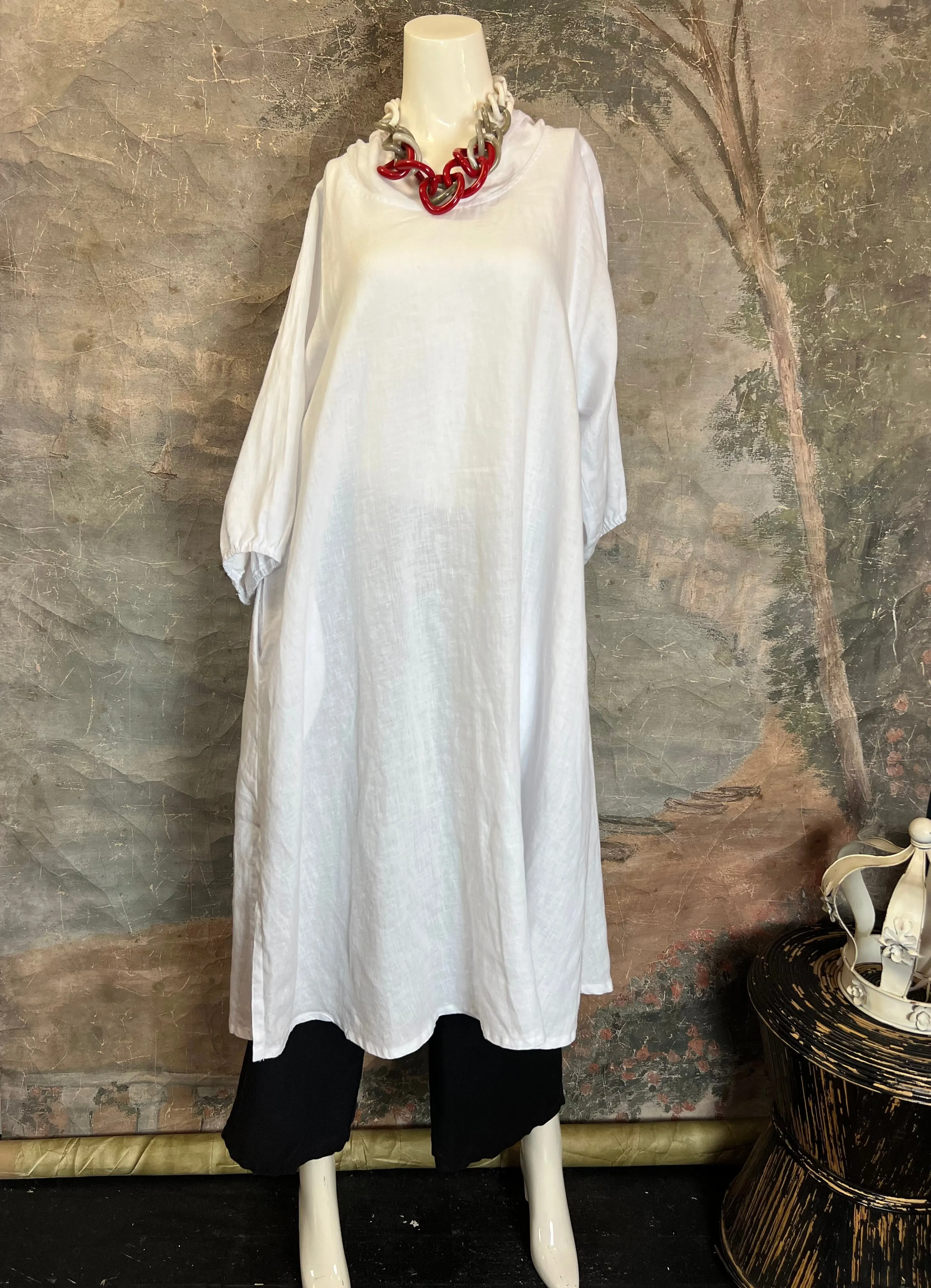HLD946 Hooded Dress-White