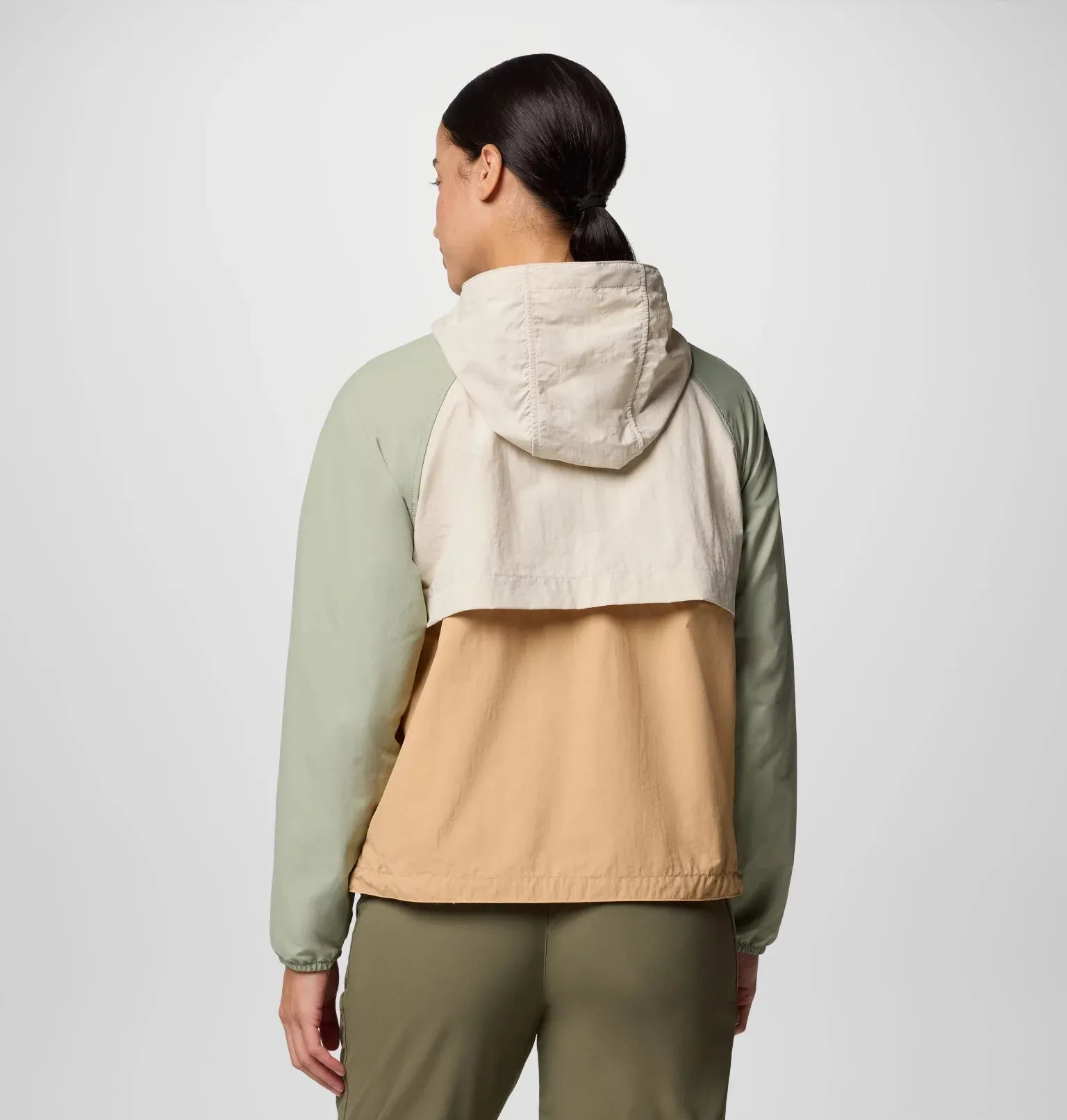 WL7658 Women's Spire Valley Windbreaker